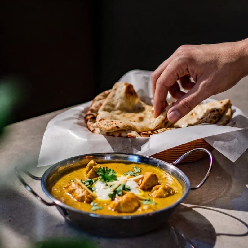 Naans & Curries